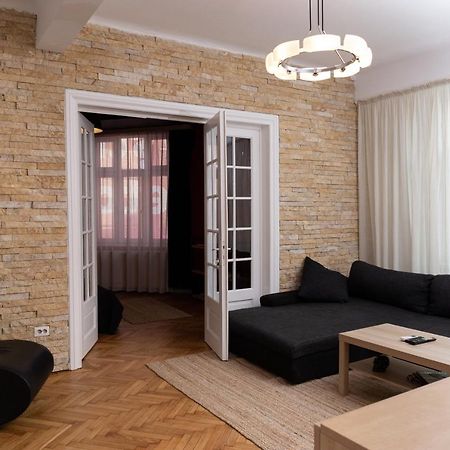 Appartement Color Aparments Coposu Blv à Bucarest Extérieur photo