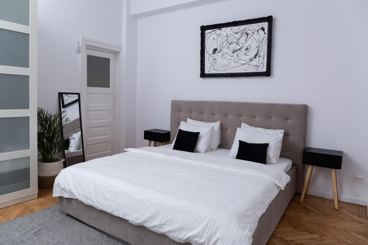 Appartement Color Aparments Coposu Blv à Bucarest Extérieur photo