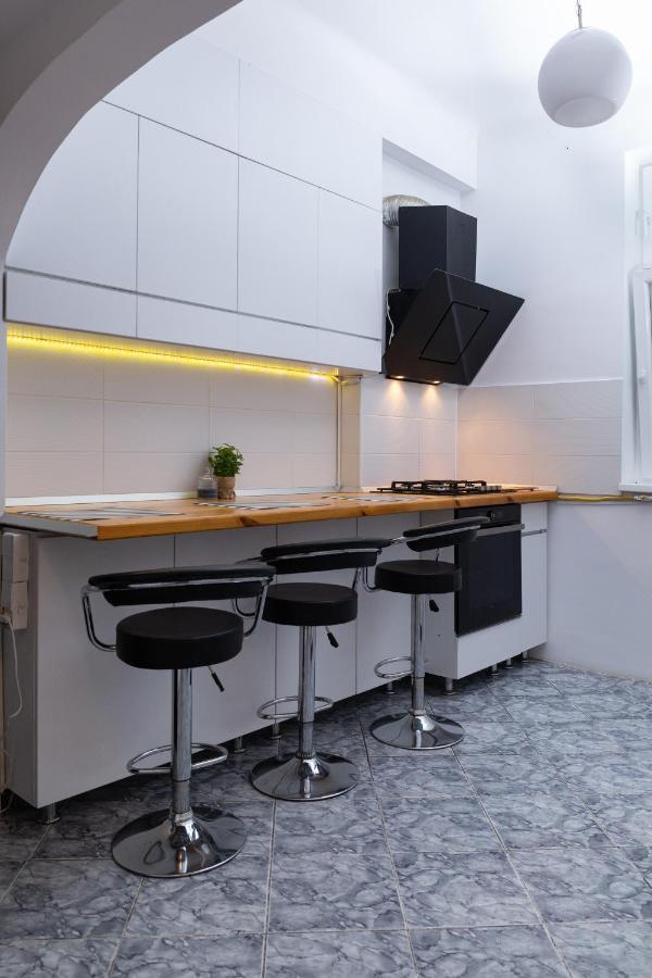 Appartement Color Aparments Coposu Blv à Bucarest Extérieur photo