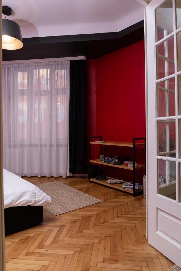 Appartement Color Aparments Coposu Blv à Bucarest Extérieur photo