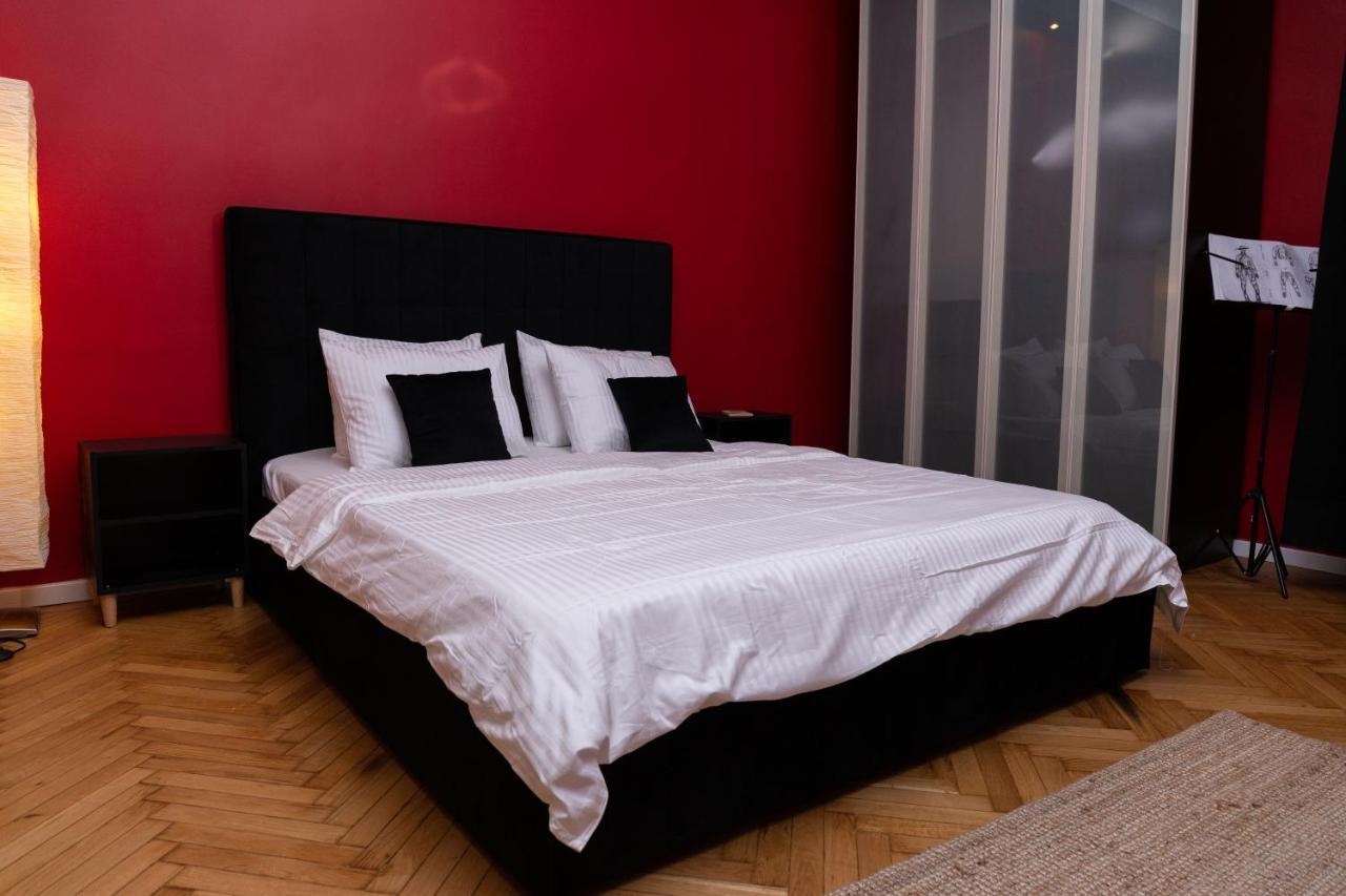 Appartement Color Aparments Coposu Blv à Bucarest Extérieur photo